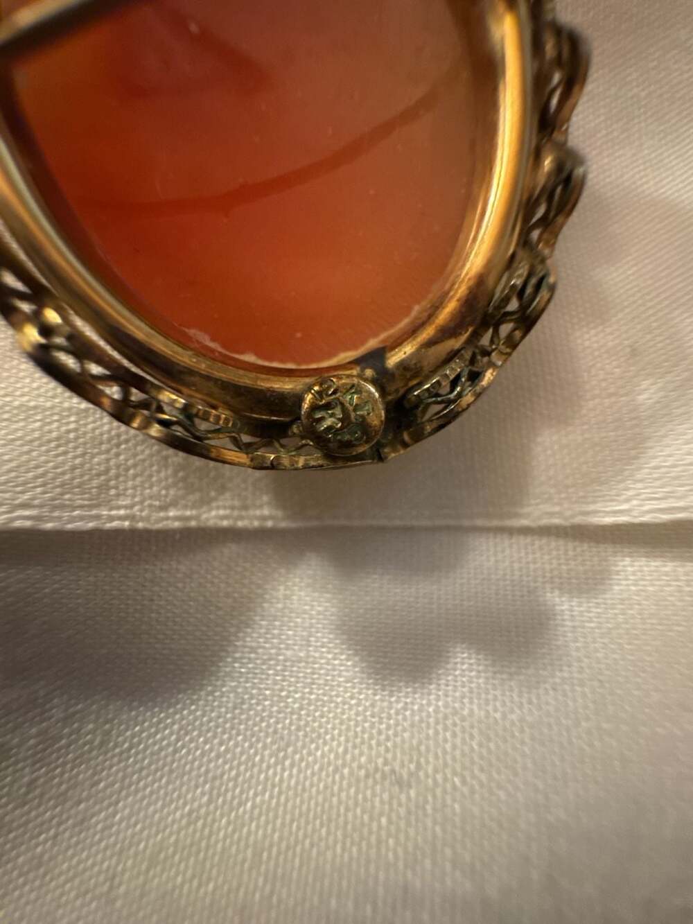 Vintage 12K Gold Filled Cameo Brooch Pendant with Filigree Frame